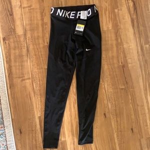 Nike Pro leggings